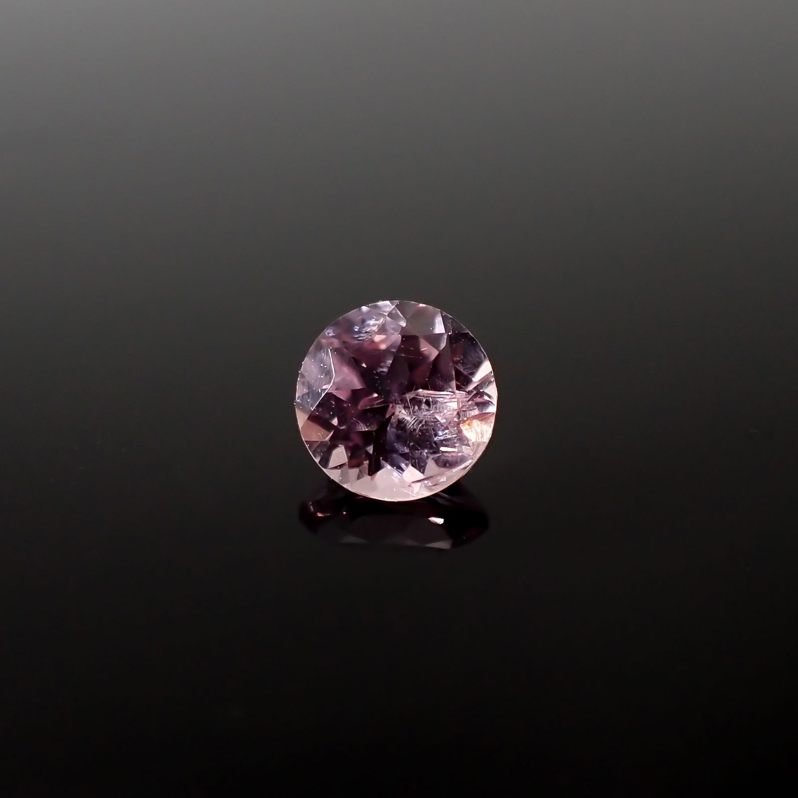 ドラゴンガーネット タンザニア産 0.60ct[240326655]5x5mm前後