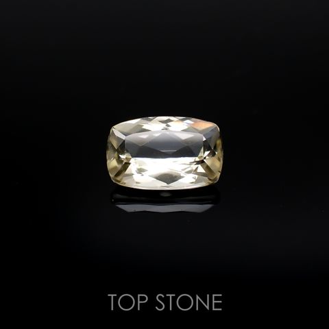 イエロースキャポライト(宝石名イエロー・スキャポライト)ブラジル・ミナスジェライス州産 1.44ct 識別済[220918022]9.1x5.9mm前後