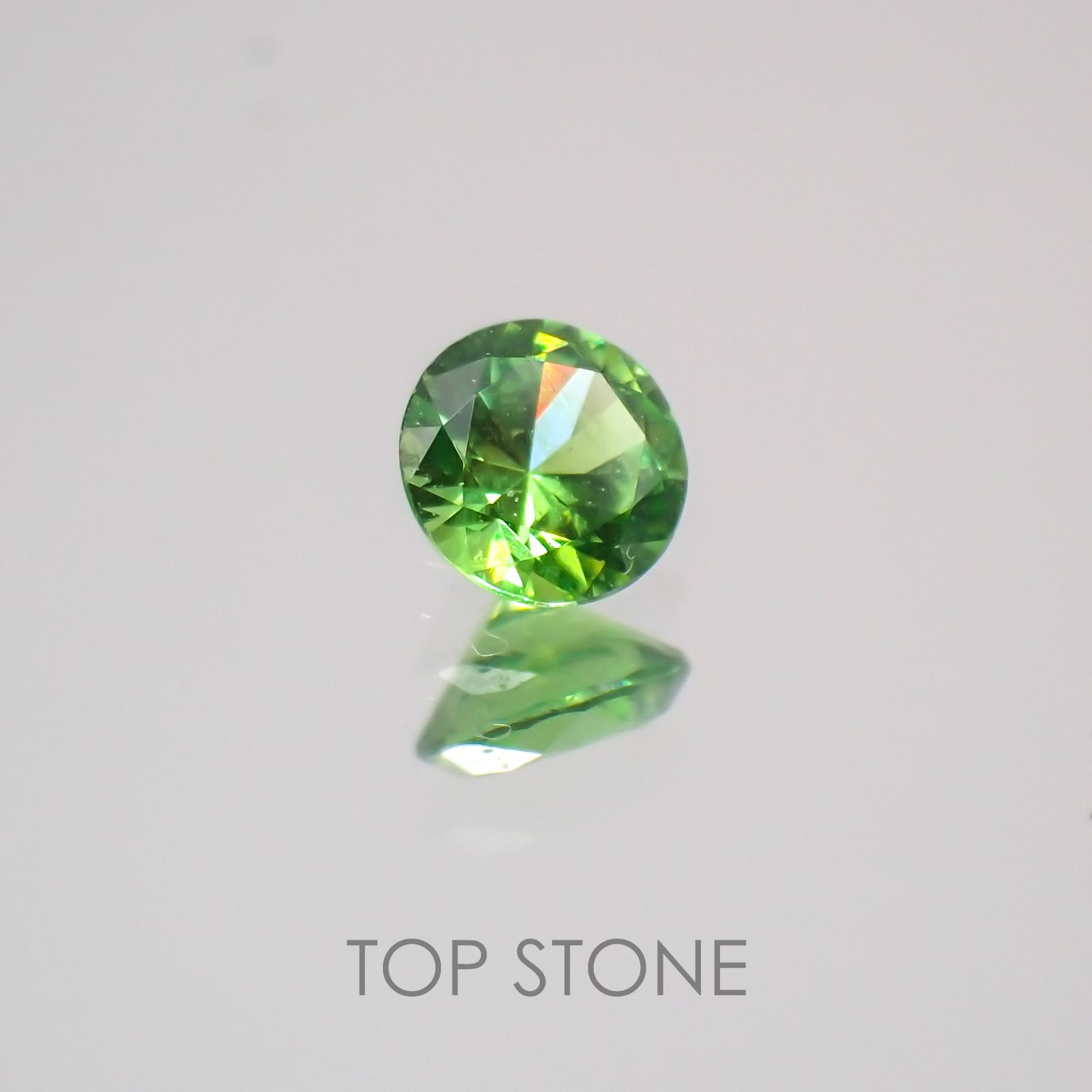 デマントイドガーネット(宝石名デマントイド・ガーネット) ロシア産 0.11ct 識別済[20063036]2.9×2.9mm前後