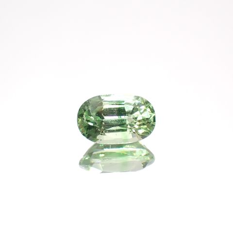 ミントガーネット(宝石名グリーン・グロッシュラー・ガーネット)タンザニア産 0.62ct 識別済[230923500]6.1x3.9mm前後