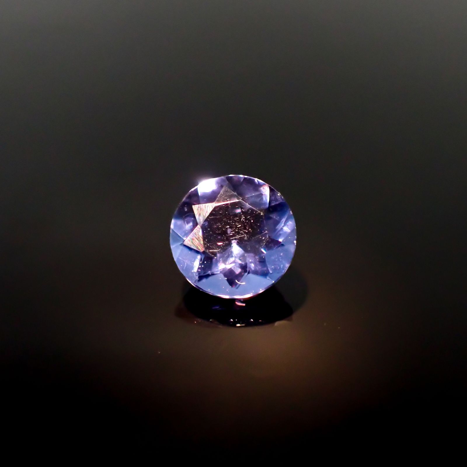 カラーチェンジフローライト ブラジル産 2.17ct [241229645]8.2x8.2mm前後