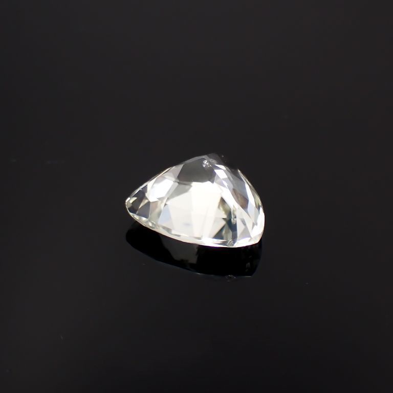 シリマナイト(宝石名シリマナイト)ビルマ産 7.532ct ソ付(彩珠)[221219728]12.6x13.7mm前後