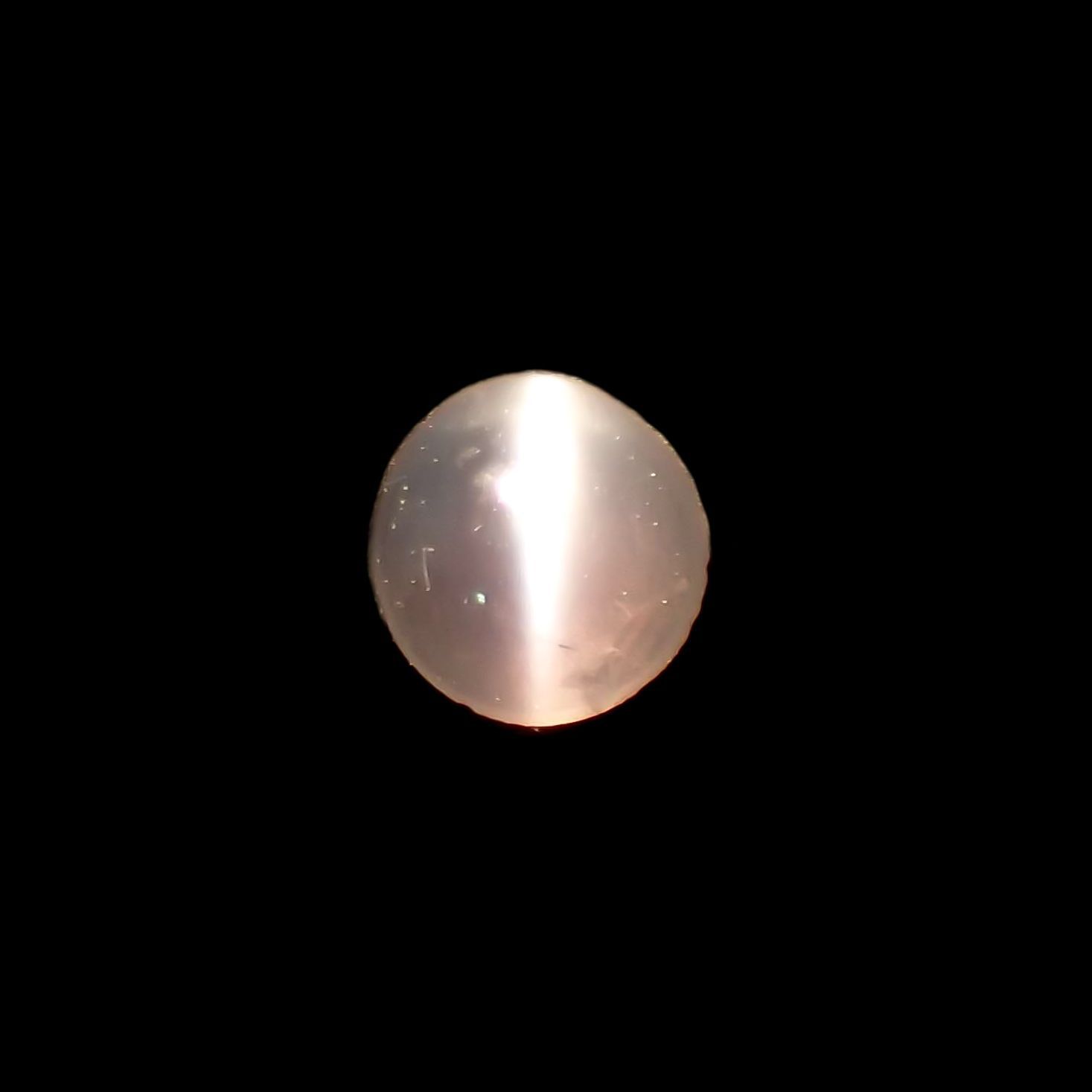 アレキサンドライトキャッツアイ(宝石名アレキサンドライト・キャッツアイ) インド産 0.14ct 識別済[20074226]3.3×3.3mm前後