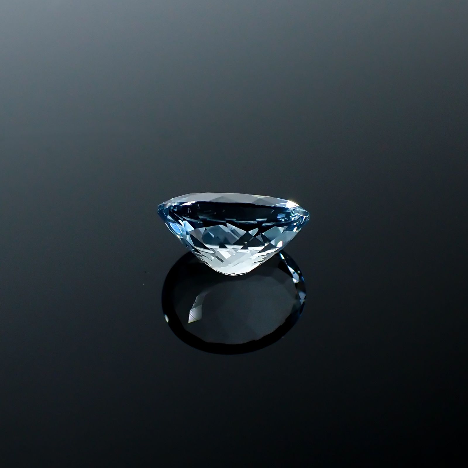 アクアマリン モザンビーク産 2.86ct[240125406]10.8x8.8mm前後