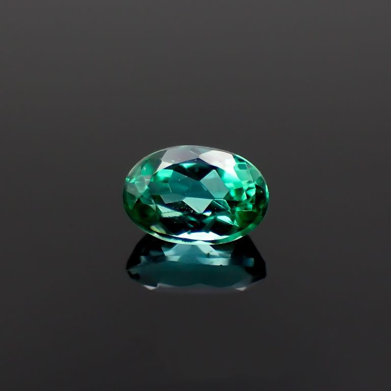 パライバトルマリン(宝石名トルマリン/別名パライバ・トルマリン)ブラジル・パライバ州バターリャ鉱山産 0.33ct GIA鑑付[221018798]4.9x3.3mm前後