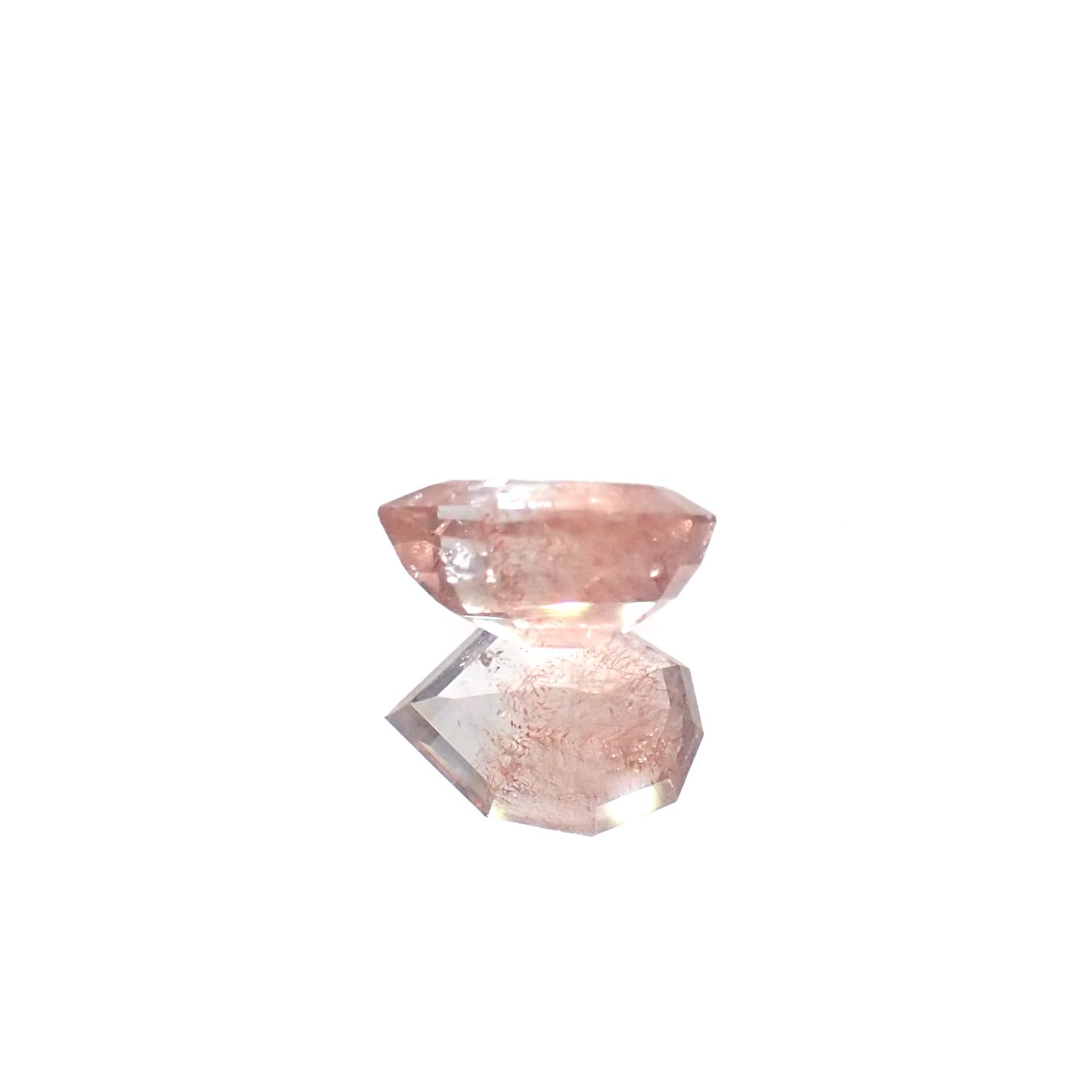 ◇カスタムカット◇ストロベリークォーツ カザフスタン産 1.65ct[240125496]9.3x6.8mm前後