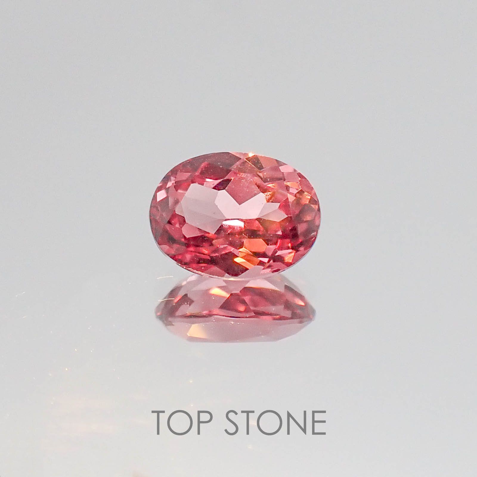 カラーチェンジマラヤガーネット タンザニア産 ルース 0.9ct[20074278]6.5×4.9mm前後