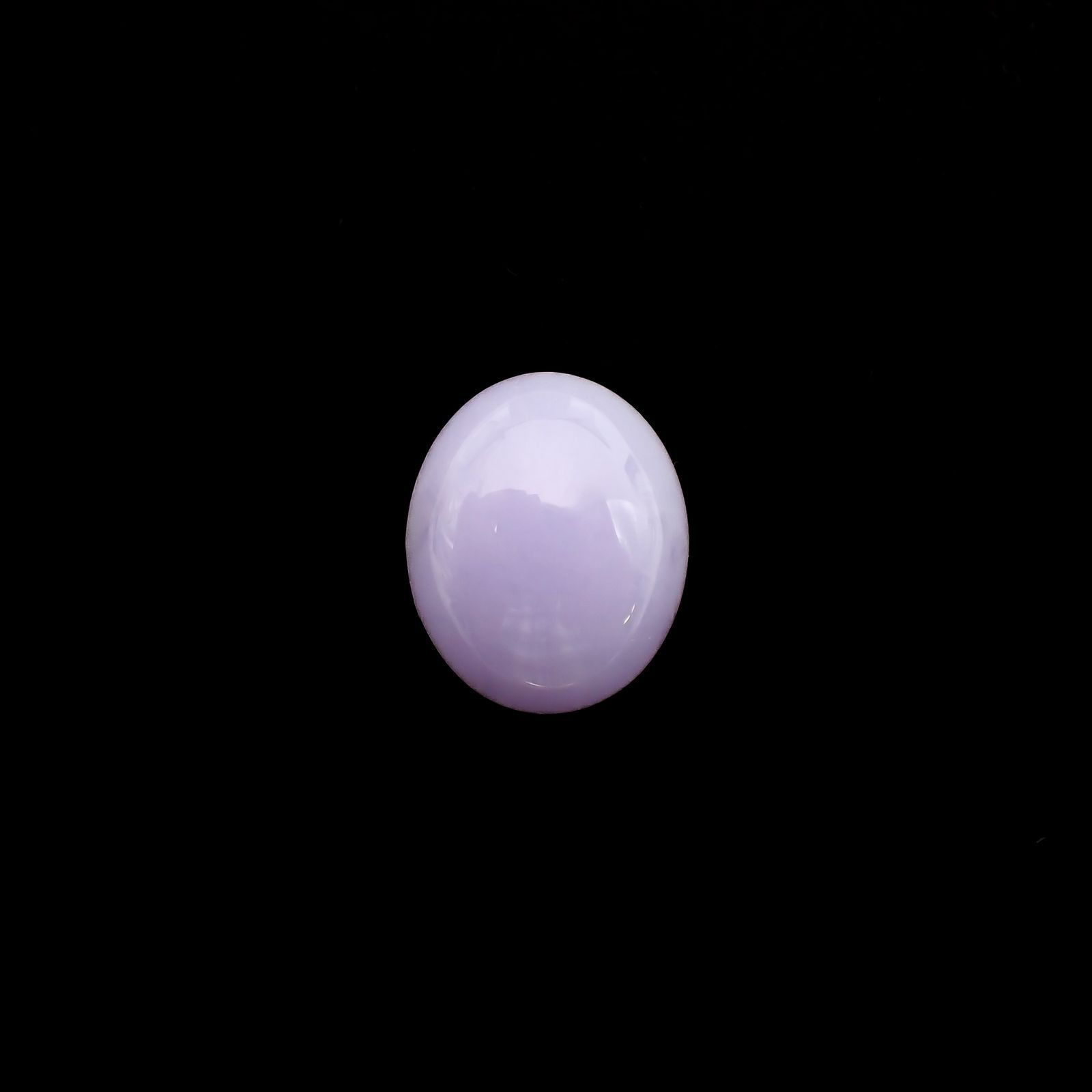 ラベンダー翡翠(宝石名ラベンダー・ジェダイト(翡翠))ビルマ産 15.799ct ソ付(彩珠)[221219584]16.9x14.1mm前後