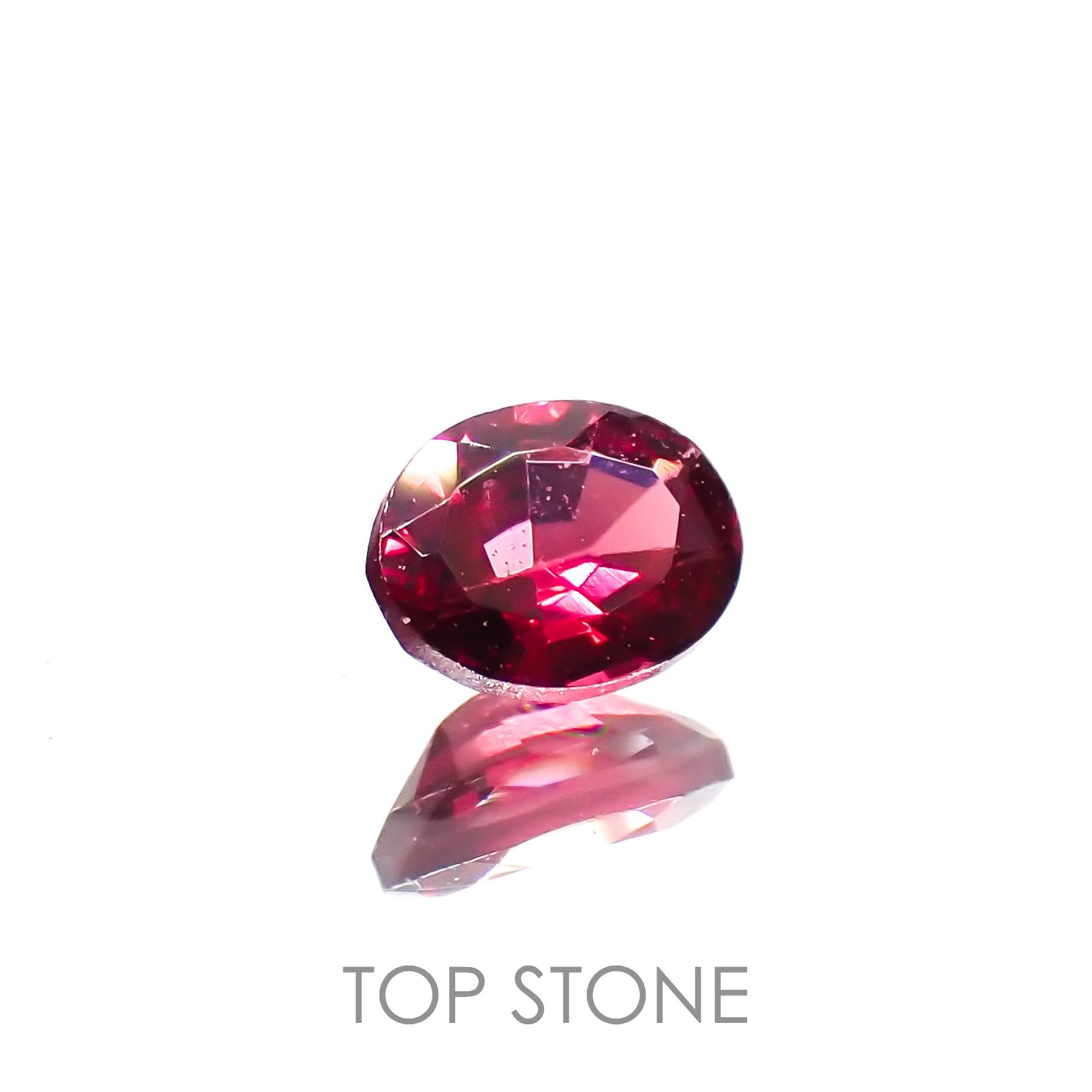 レッドスピネル ビルマ/マダガスカル産 0.19ct[230220552]4x3.1mm前後