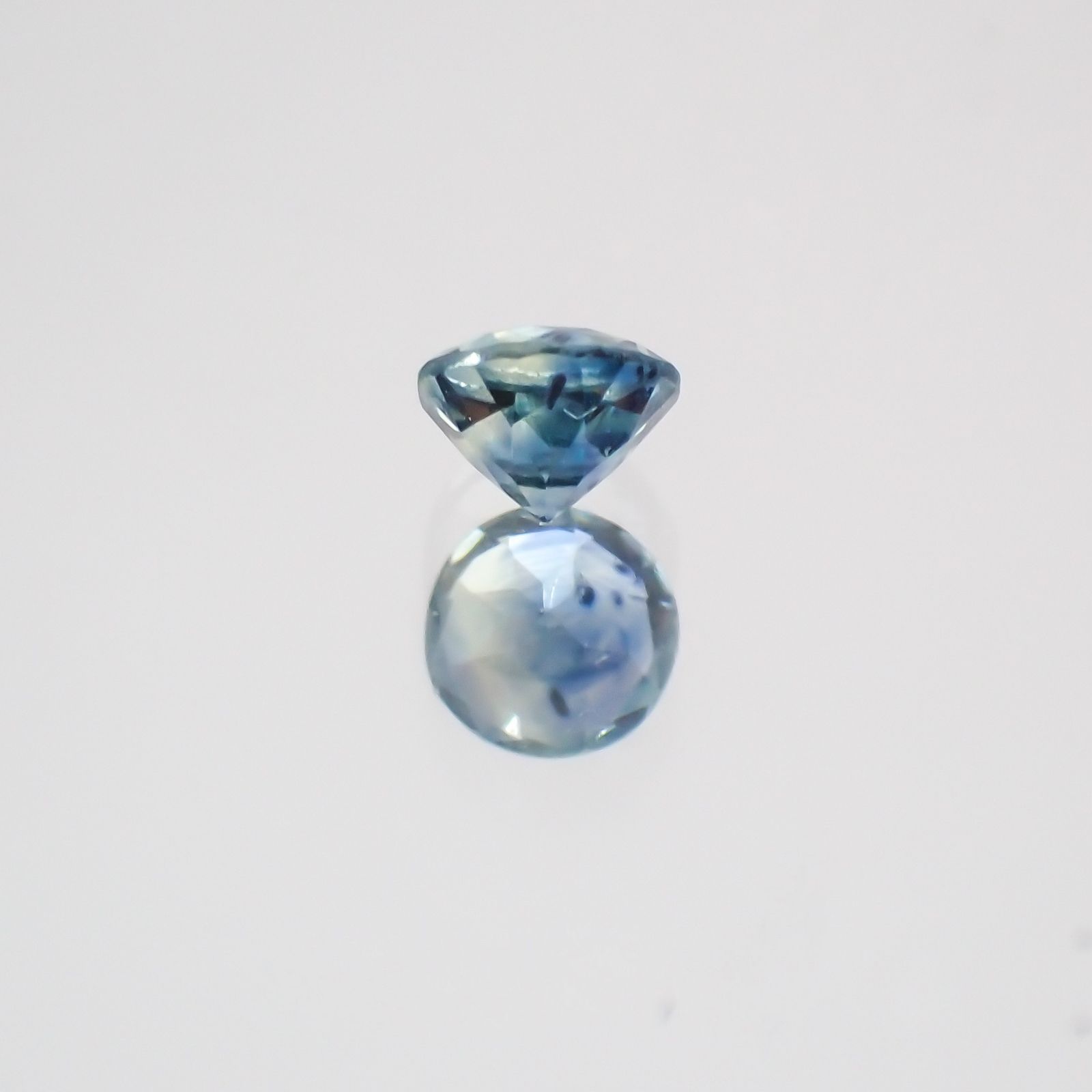 モンタナサファイア アメリカ産 ルース 0.106ct[21039900]2.7×2.7mm前後