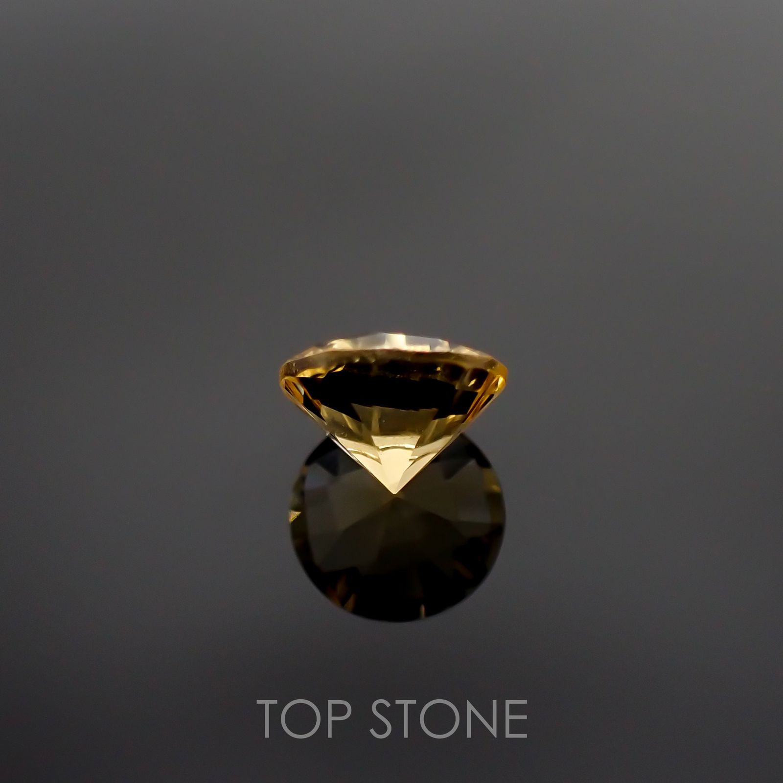 ◇チェッカーコンケーブカット◇シトリン(宝石名シトリン) ブラジル産 1.14ct 識別済[210913027]7.1×7.1mm前後