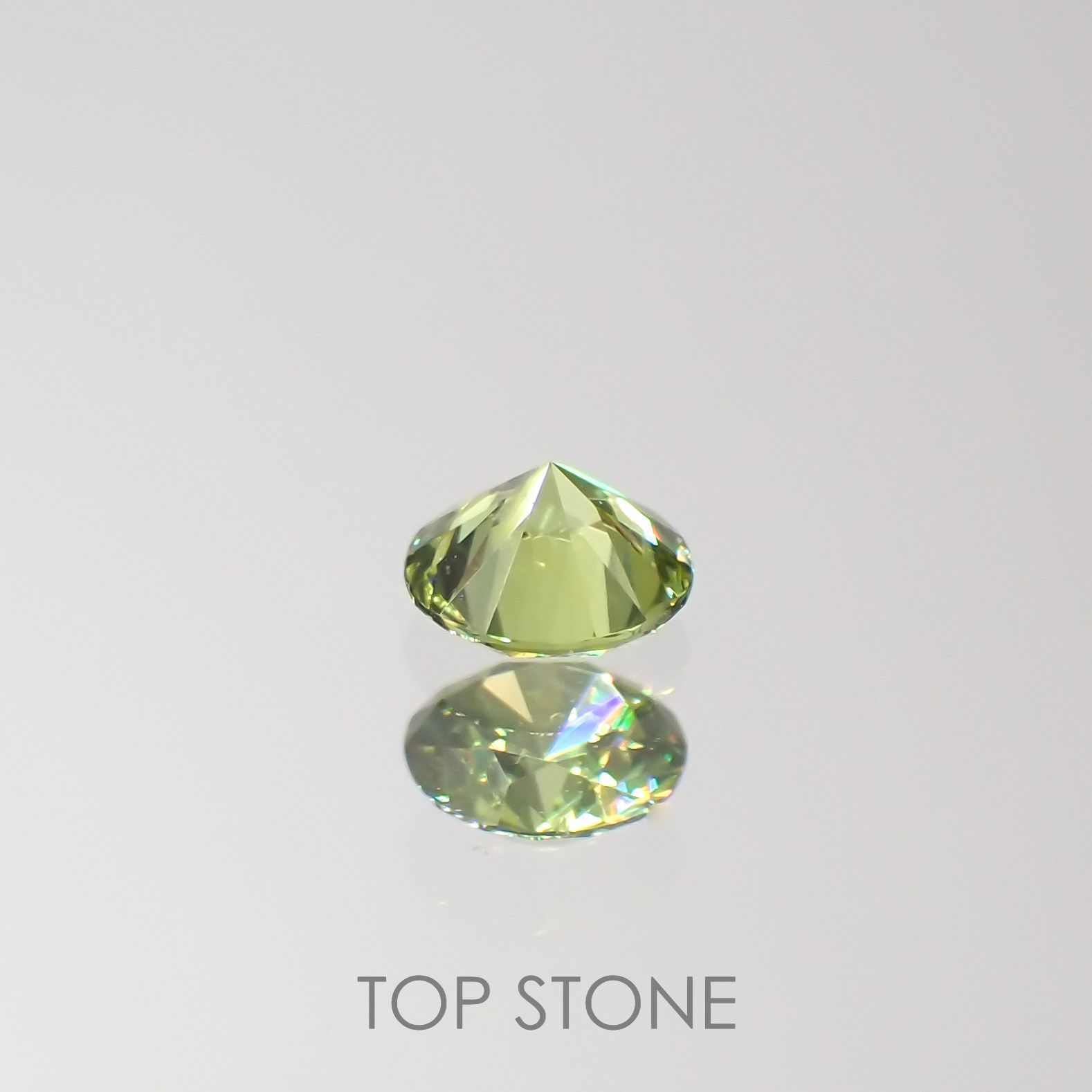 デマントイドガーネット(宝石名デマントイド・ガーネット)ロシア産 0.20ct 識別済[220616529]3.6x3.6mm前後