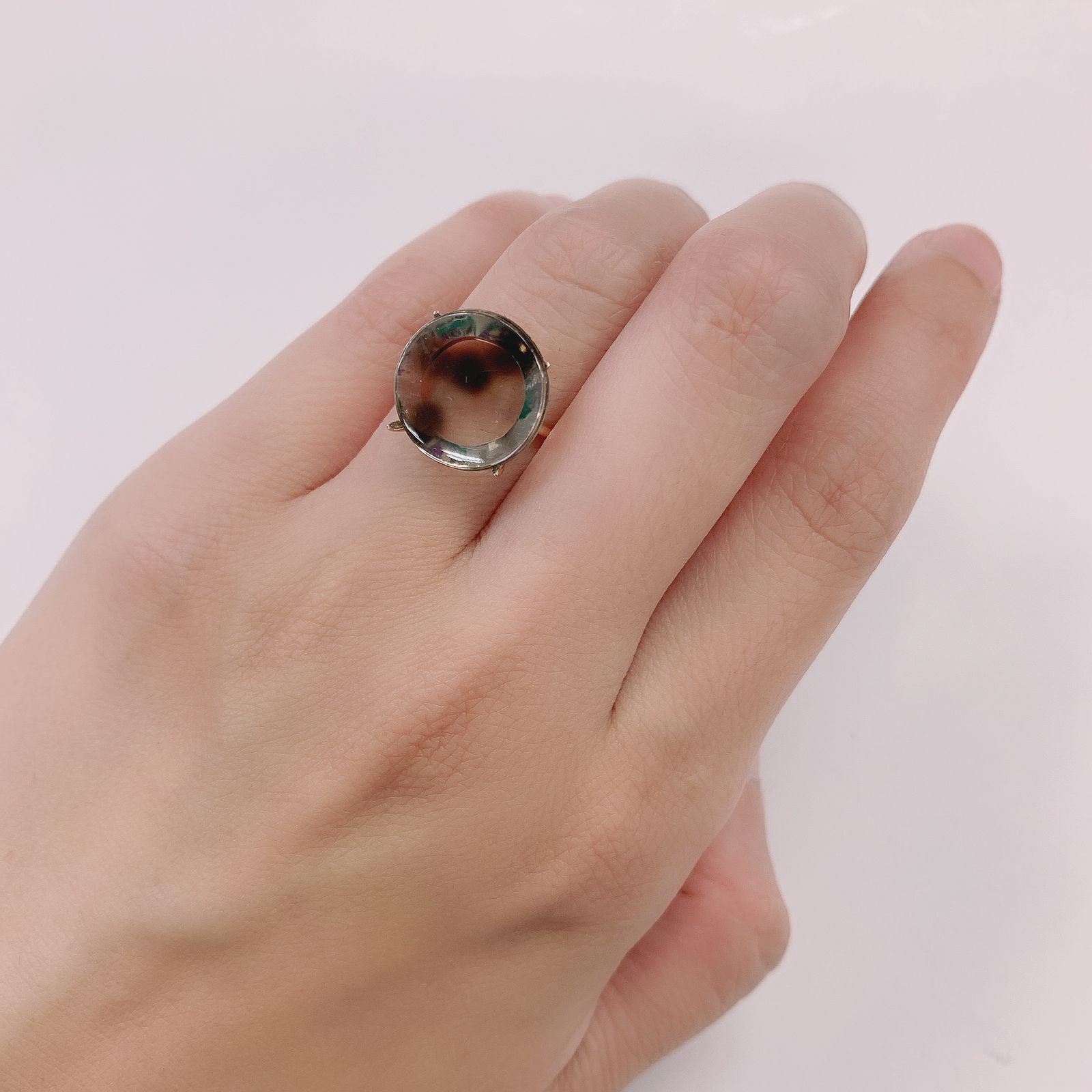 ダルメシアンクォーツ(宝石名ラジエーション・ダメージ・クォーツ) ブラジル産 5.59ct 識別済[210812882]13.5×13.5mm前後