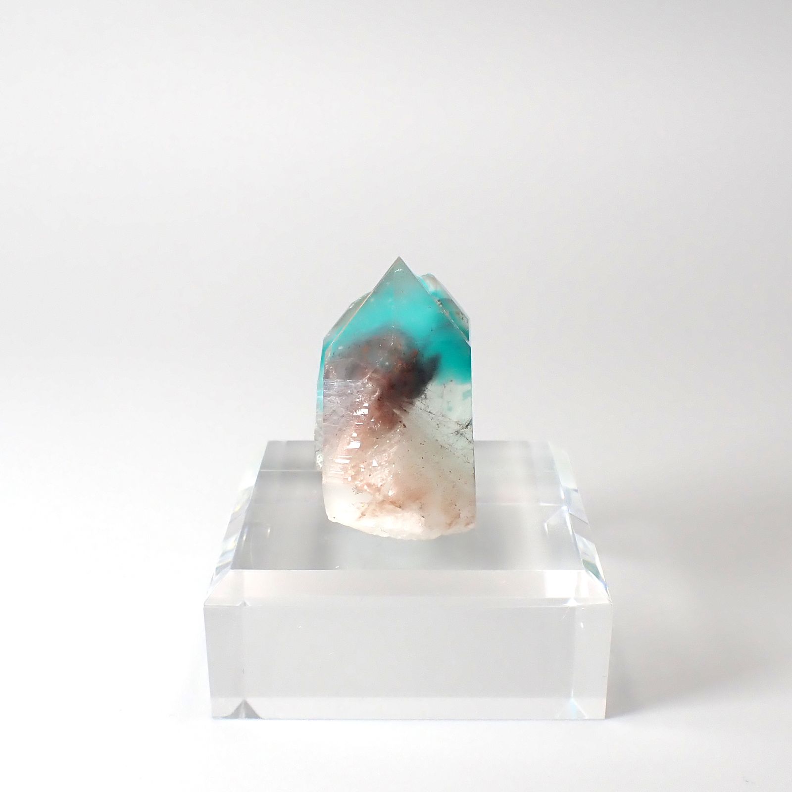 アホイトインクォーツ原石 南アフリカ・メッシーナ鉱山産 アクリル台座付き 159.82ct(31.96g) / 36x21.7x32.1mm前後 [260532292]