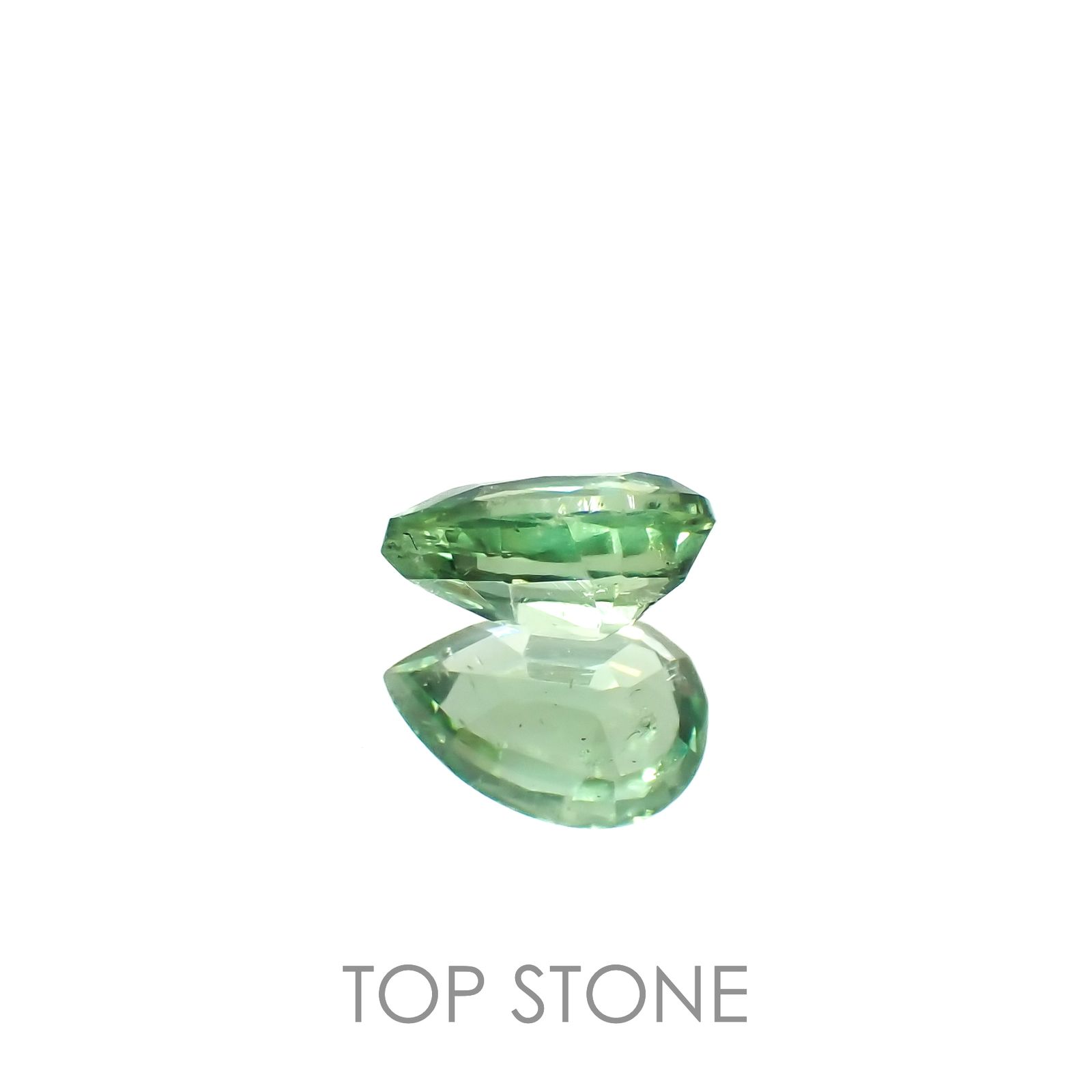 グリーンカイヤナイト タンザニア産 0.83ct[230220567]6.9x4.7mm前後