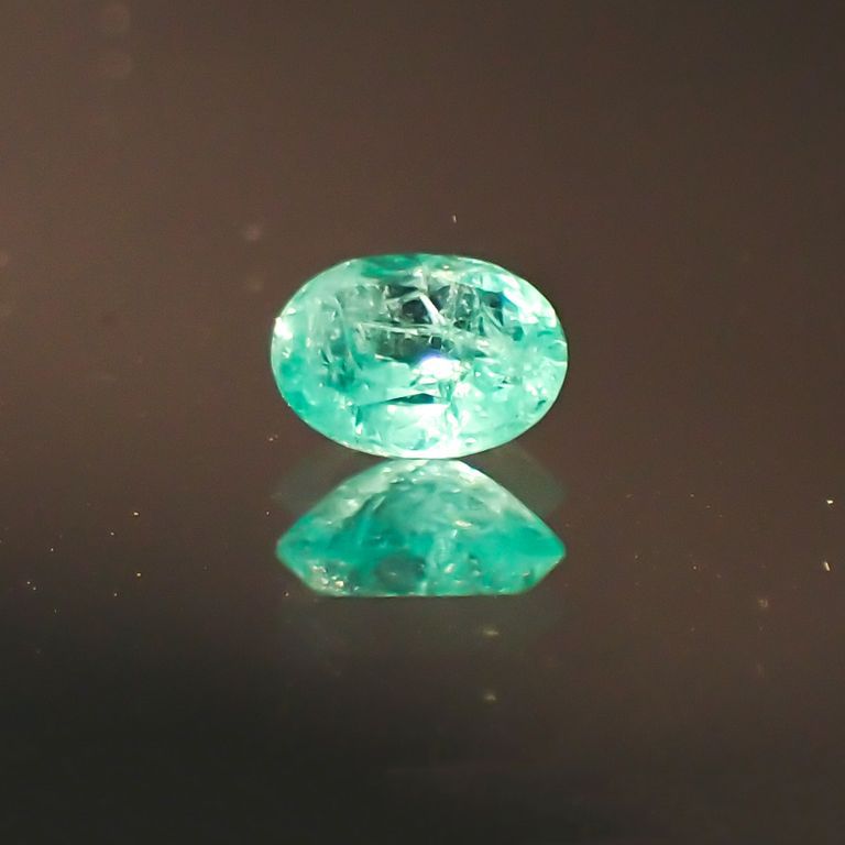 パライバトルマリン ブラジル産 ルース 0.159ct[20129247]3.9×3mm前後