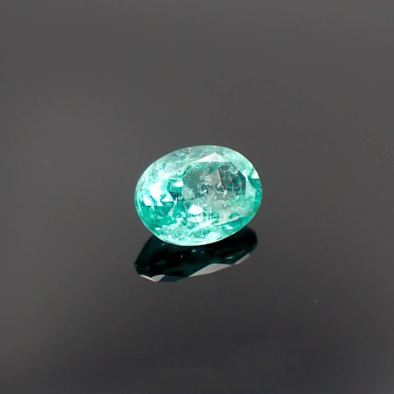 パライバトルマリン(宝石名トルマリン/別名パライバ・トルマリン)ブラジル・キントス鉱山産 0.505ct ソ付(宝貴協)[221018745]5.7x4.3mm前後