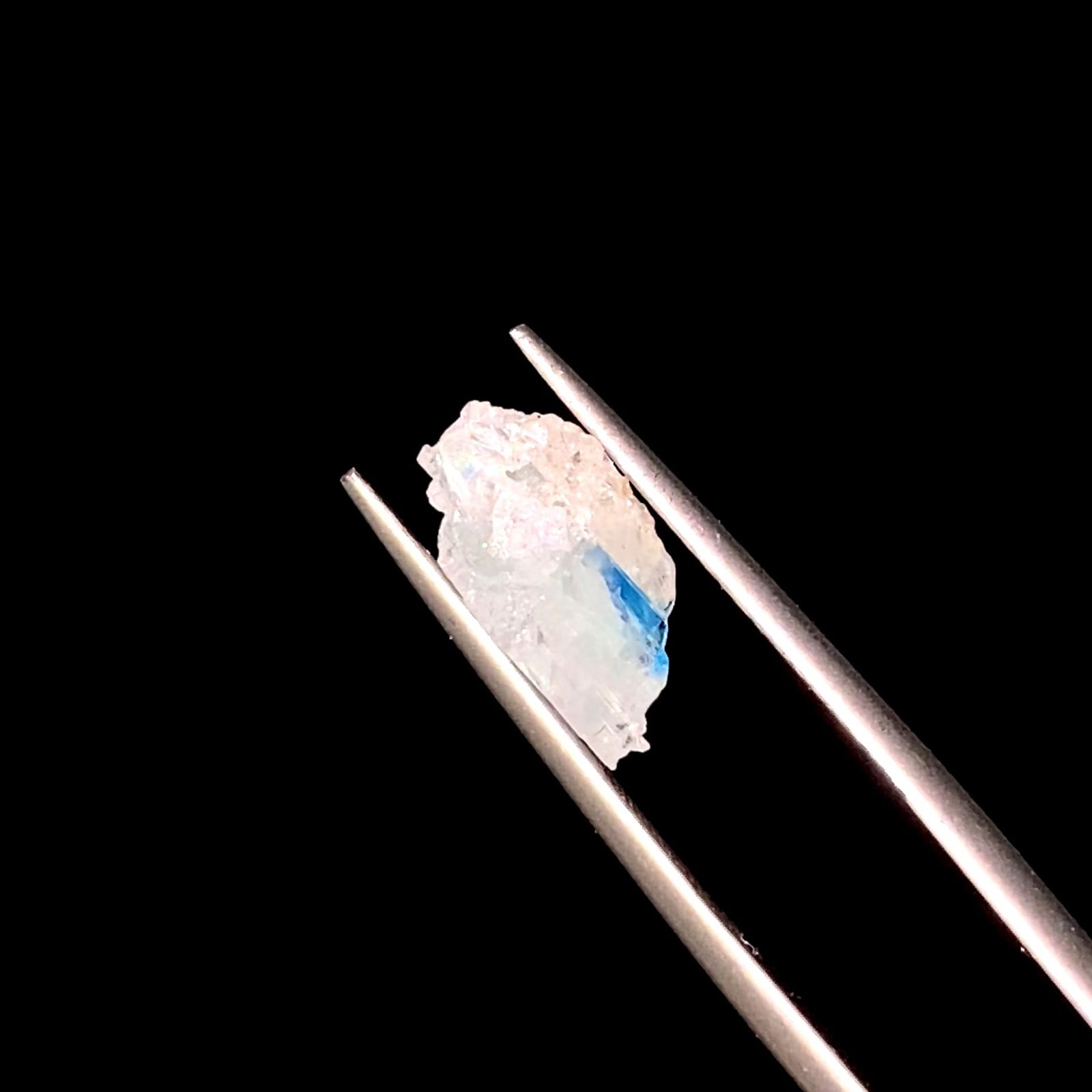 ユークレース 原石 ブラジル産 4.76ct[220515756]10.1x9.3mm前後
