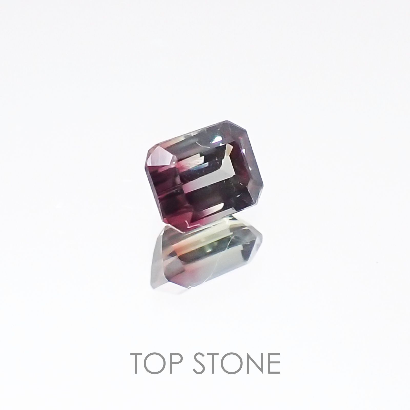 バイカラーサファイア(宝石名バイカラー・サファイア) タンザニア産 0.26ct 識別済[20106695]3.6×2.9mm前後