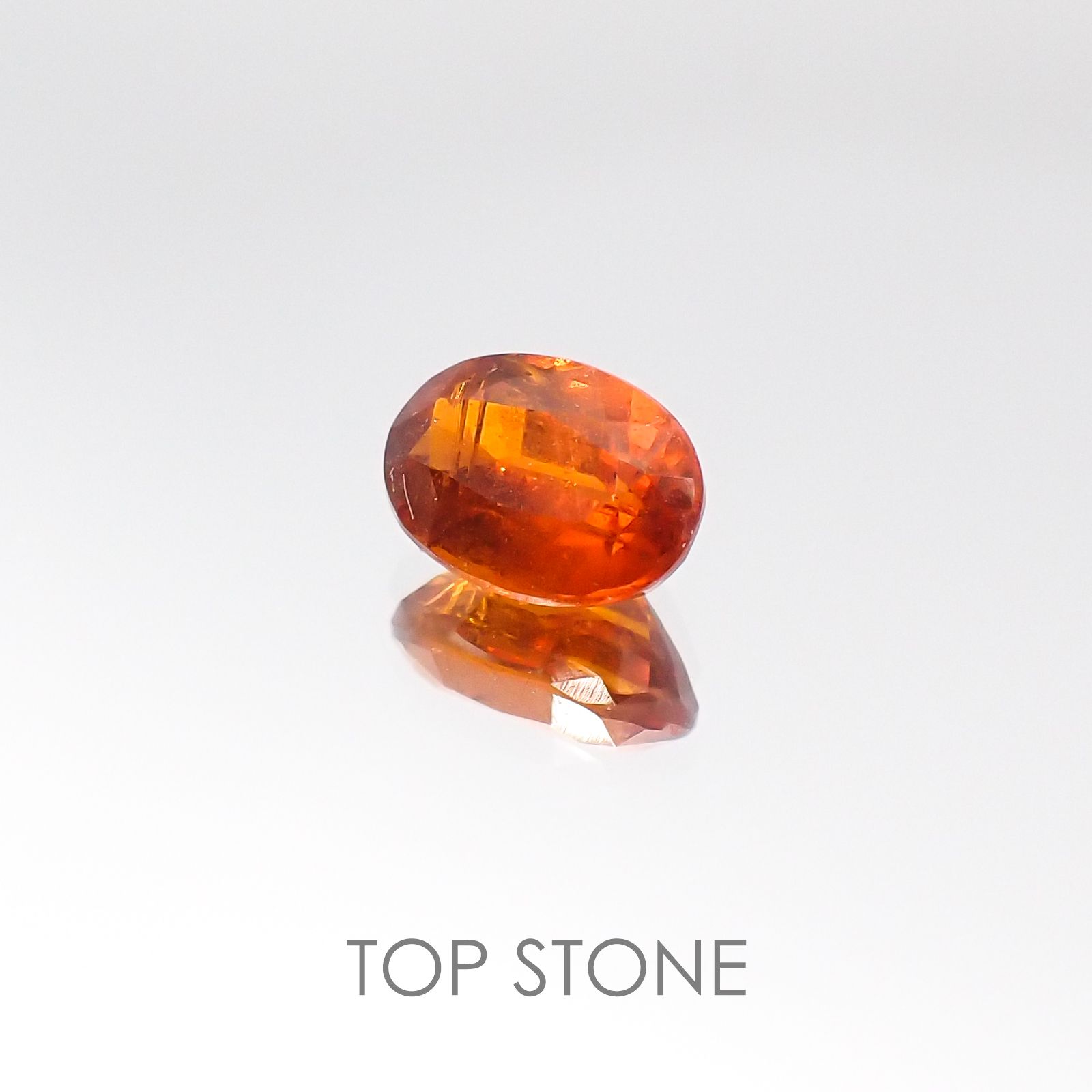 オレンジカイヤナイト タンザニア産 ルース 1.03ct[20105997]7.1×5mm前後