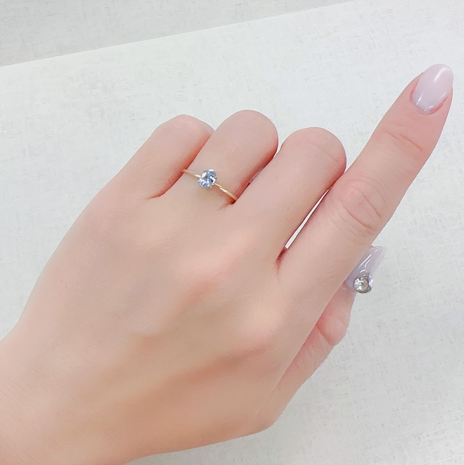 アイスブルーサファイア(宝石名サファイア)スリランカ/マダガスカル産 0.35ct 識別済[230421398]5x3.8mm前後