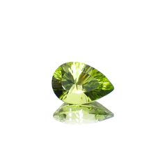 ◇コンケーブカット◇ペリドット 中国産 1.91ct[230622296]9.9x6.9mm前後