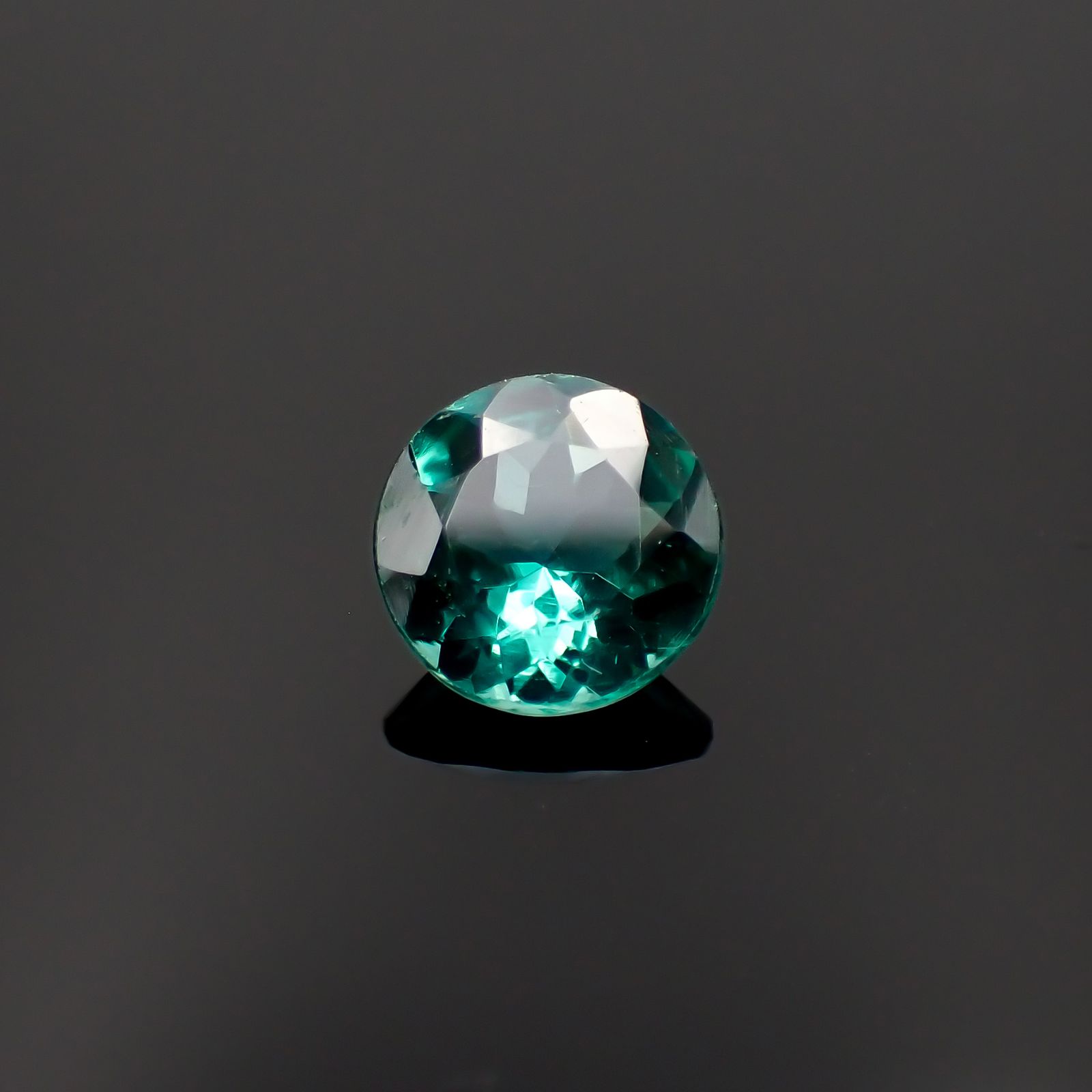 ノーブルモロキサイト マダガスカル産 1.12ct[230321369]6.7x6.7mm前後