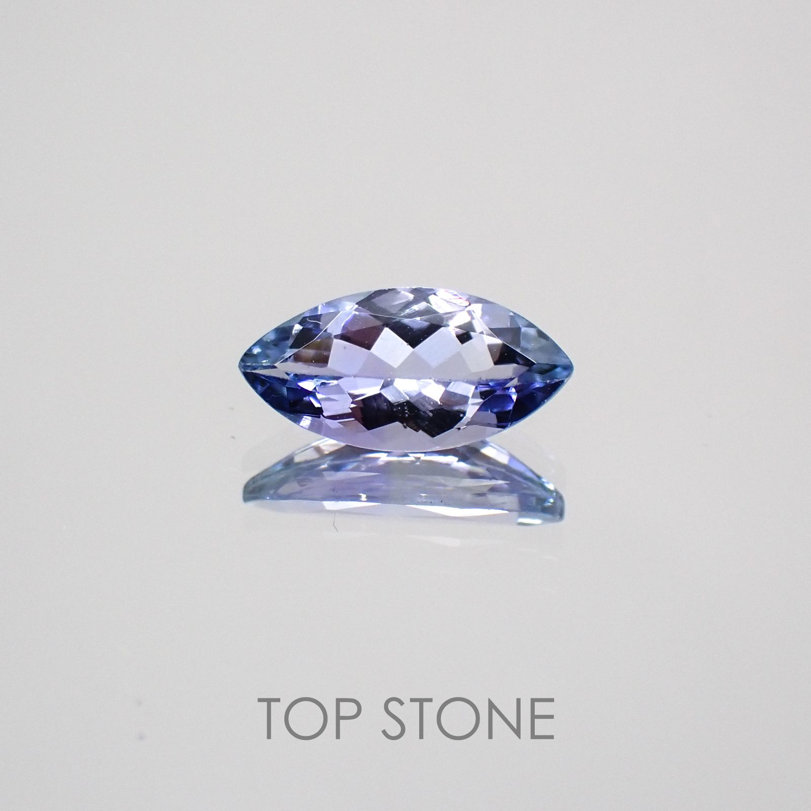 バイカラータンザナイト(宝石名バイカラー・ゾイサイト) タンザニア産 0.73ct 識別済[210410573]9.1×4.6mm前後