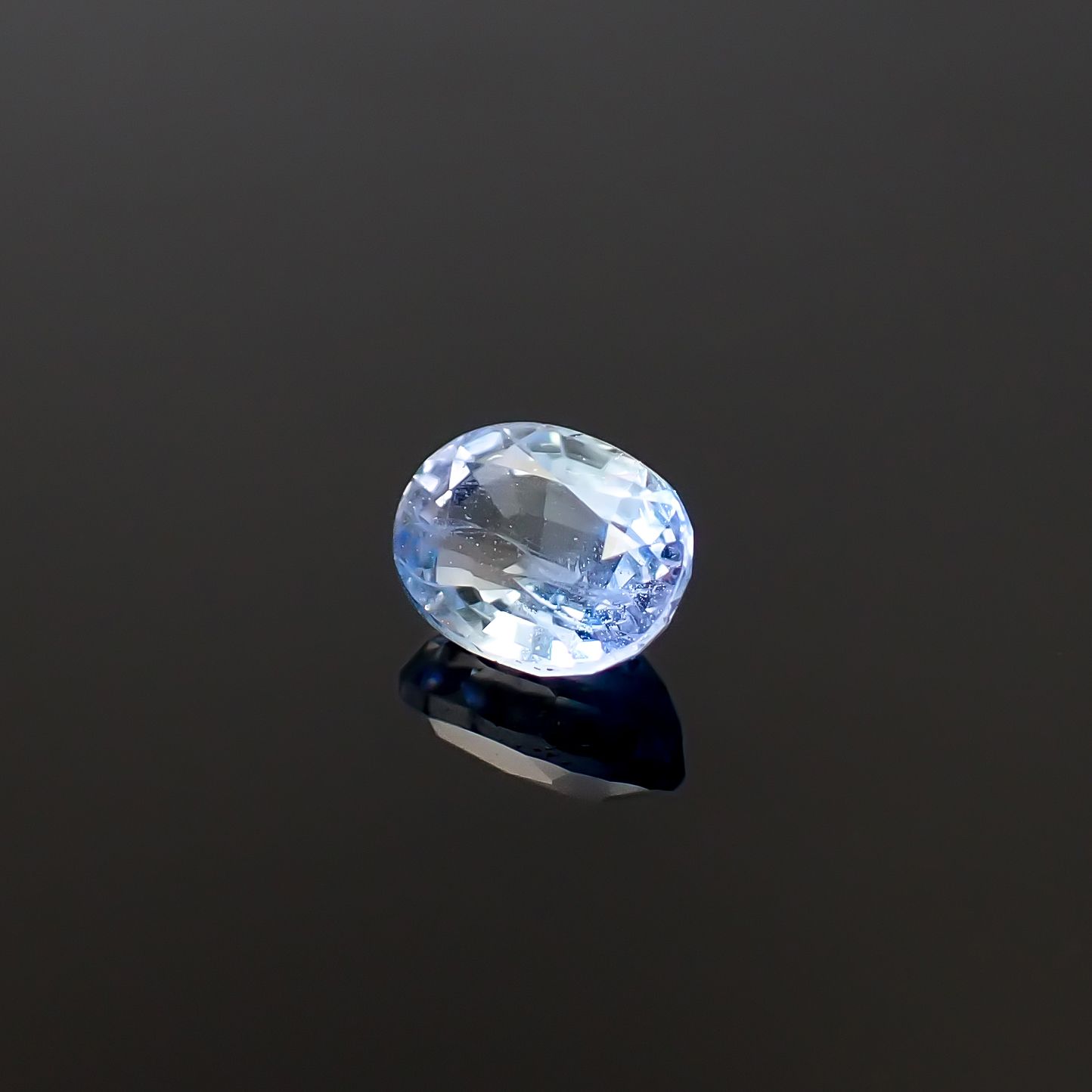 ジェレメジェバイト ナミビア産 0.70ct / 6x4.5mm前後 [260632494]