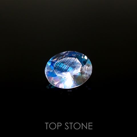 レインボームーンストーン(宝石名ラブラドライト)タンザニア産 1.33ct 識別済[220717204]8.9x7.5mm前後