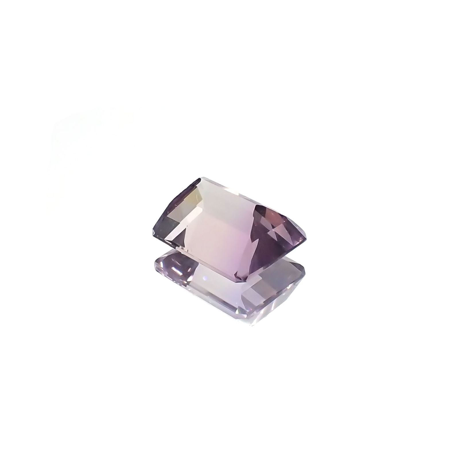 アワーグラスアメジスト(宝石名バイカラー・クォーツ)モロッコ産 識別済 4.56ct / 11.2x9mm前後 [220917634]