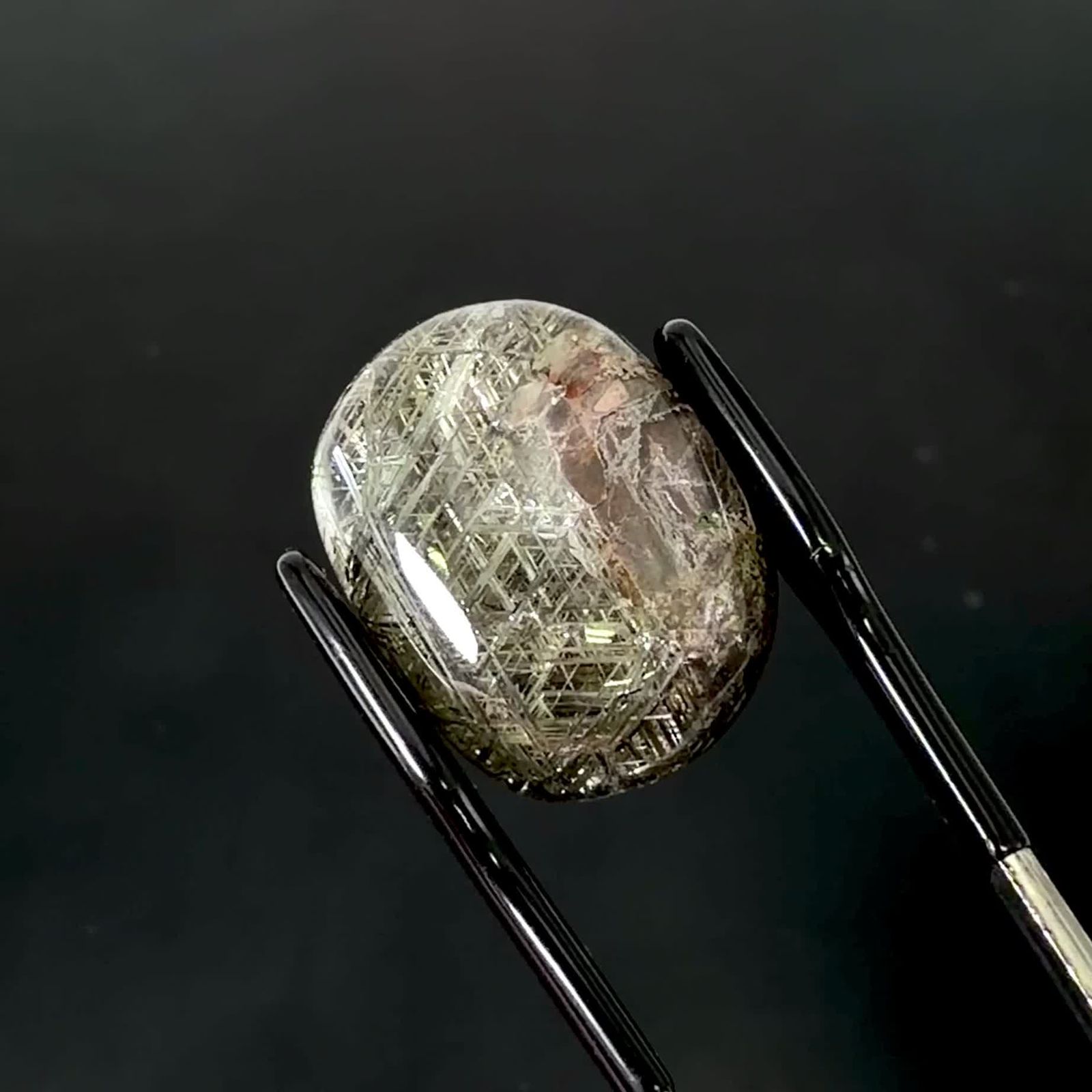 シルバールチルクォーツ ブラジル産 22.37ct / 20.6x15.7mm前後