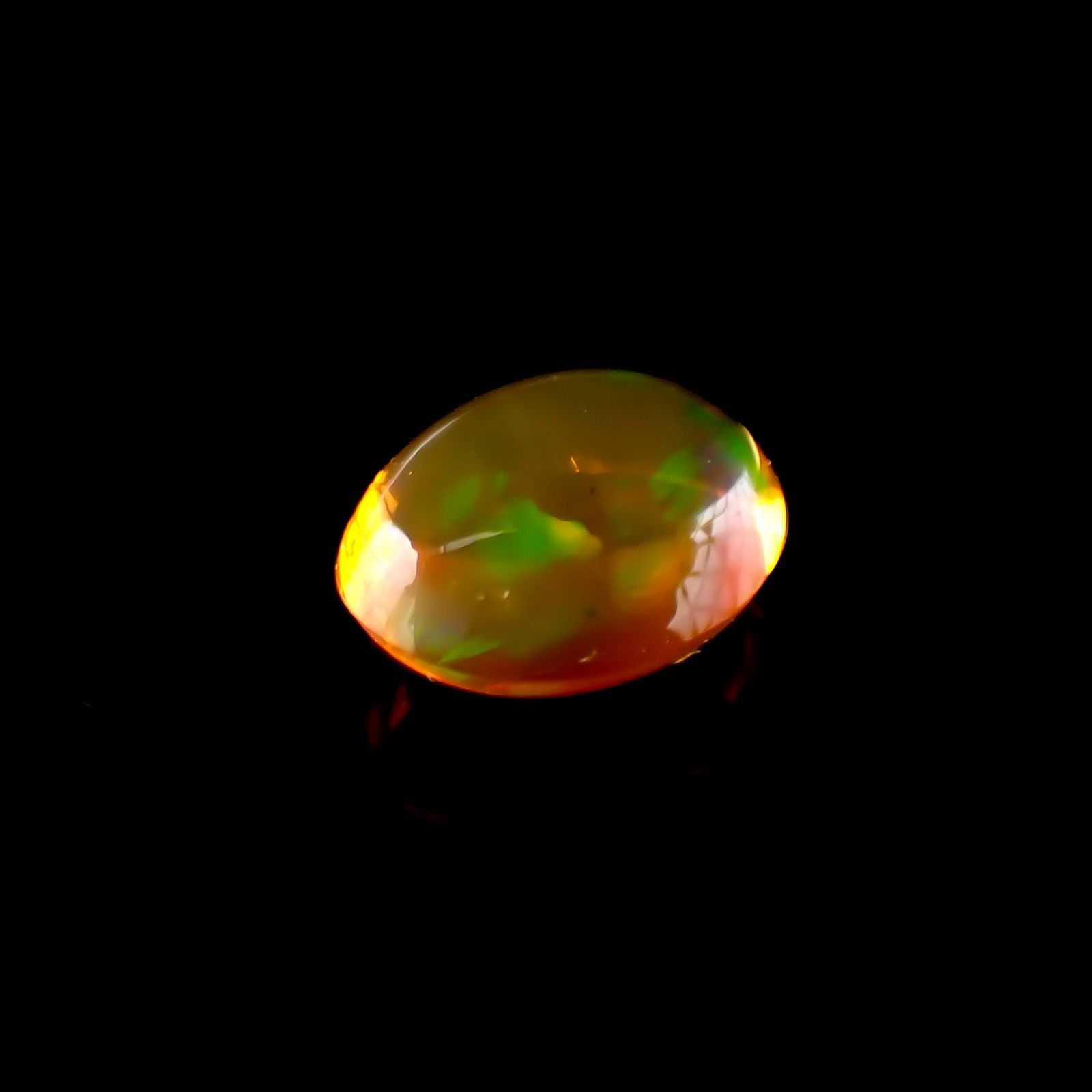 ファイヤーオパール メキシコ産 0.36ct[220917621]5.7x4.4mm前後