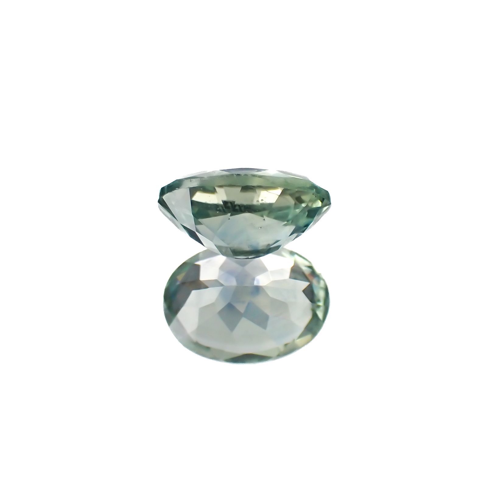 モンタナサファイア(宝石名サファイア)アメリカ・モンタナ州産 1.01ct 識別済[221018889]7x5.1mm前後