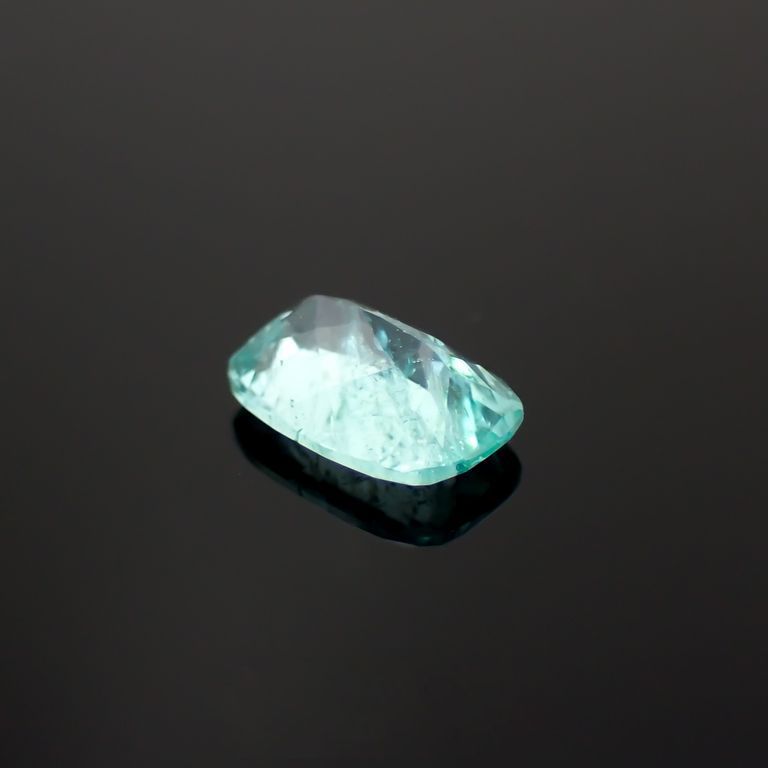 パライバトルマリン(宝石名トルマリン/別名パライバ・トルマリン)ブラジル産 0.487ct ソ付(宝貴協)[221018780]6x4mm前後