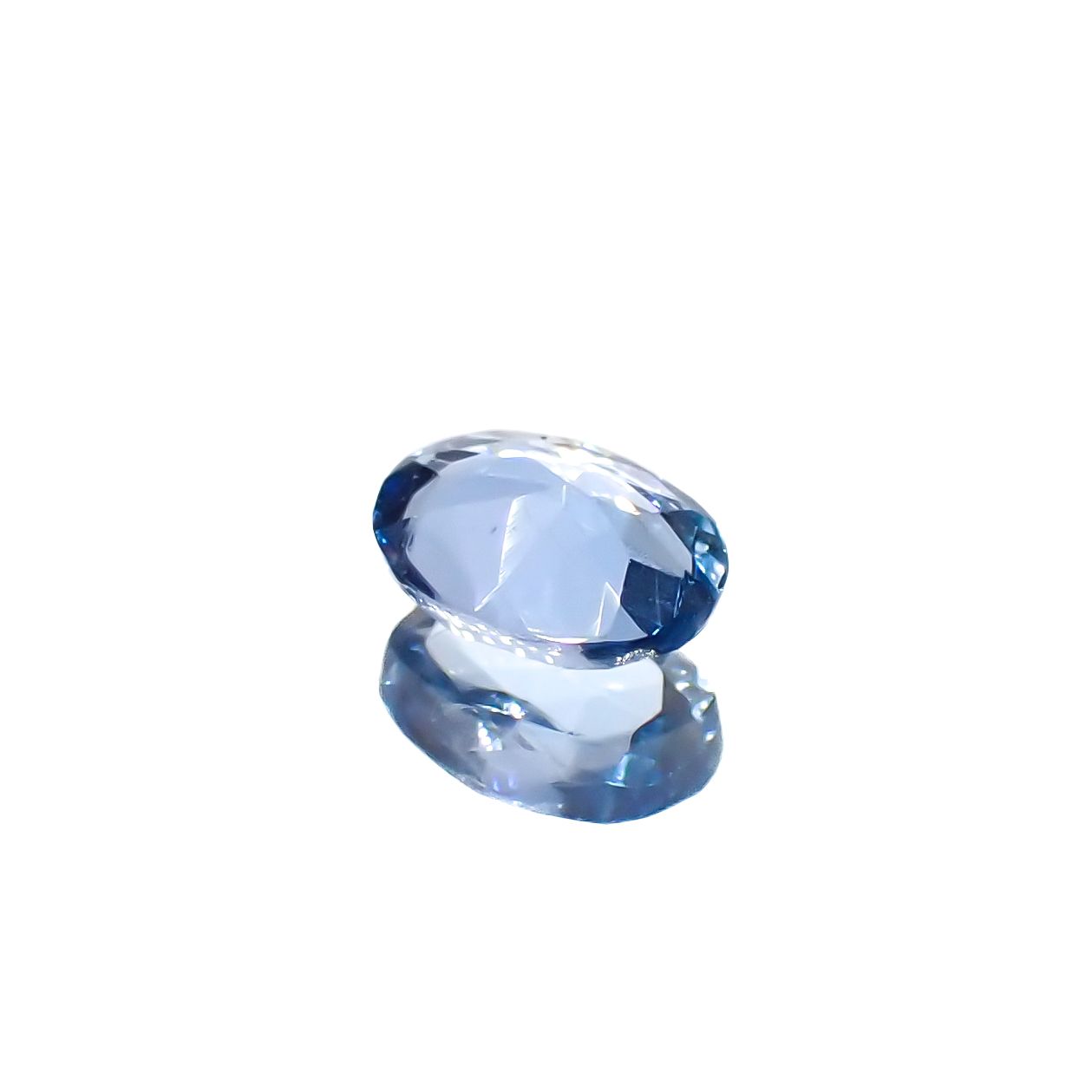 タトゥーアクアマリン ブラジル・ミナスジェライス州タトゥー鉱山産 0.13ct[240427167]4x3mm前後