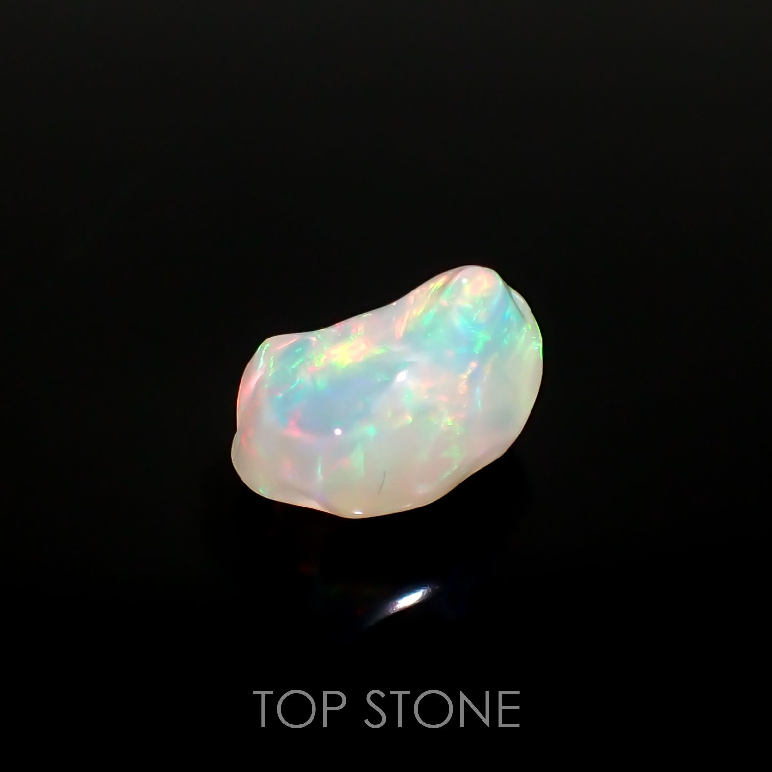 ◇バロック型◇エチオピアオパール(宝石名オパール) エチオピア産 3.61ct 識別済[210813173]13×10mm前後