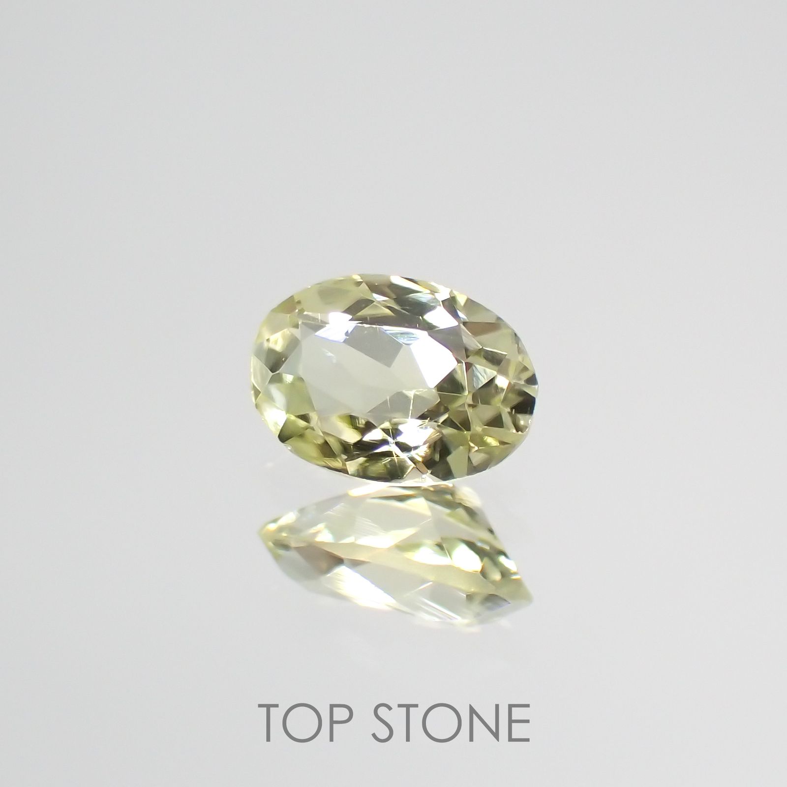 シリマナイト(宝石名シリマナイト) インド産 0.48ct 識別済[210810689]6.1×4.1mm前後