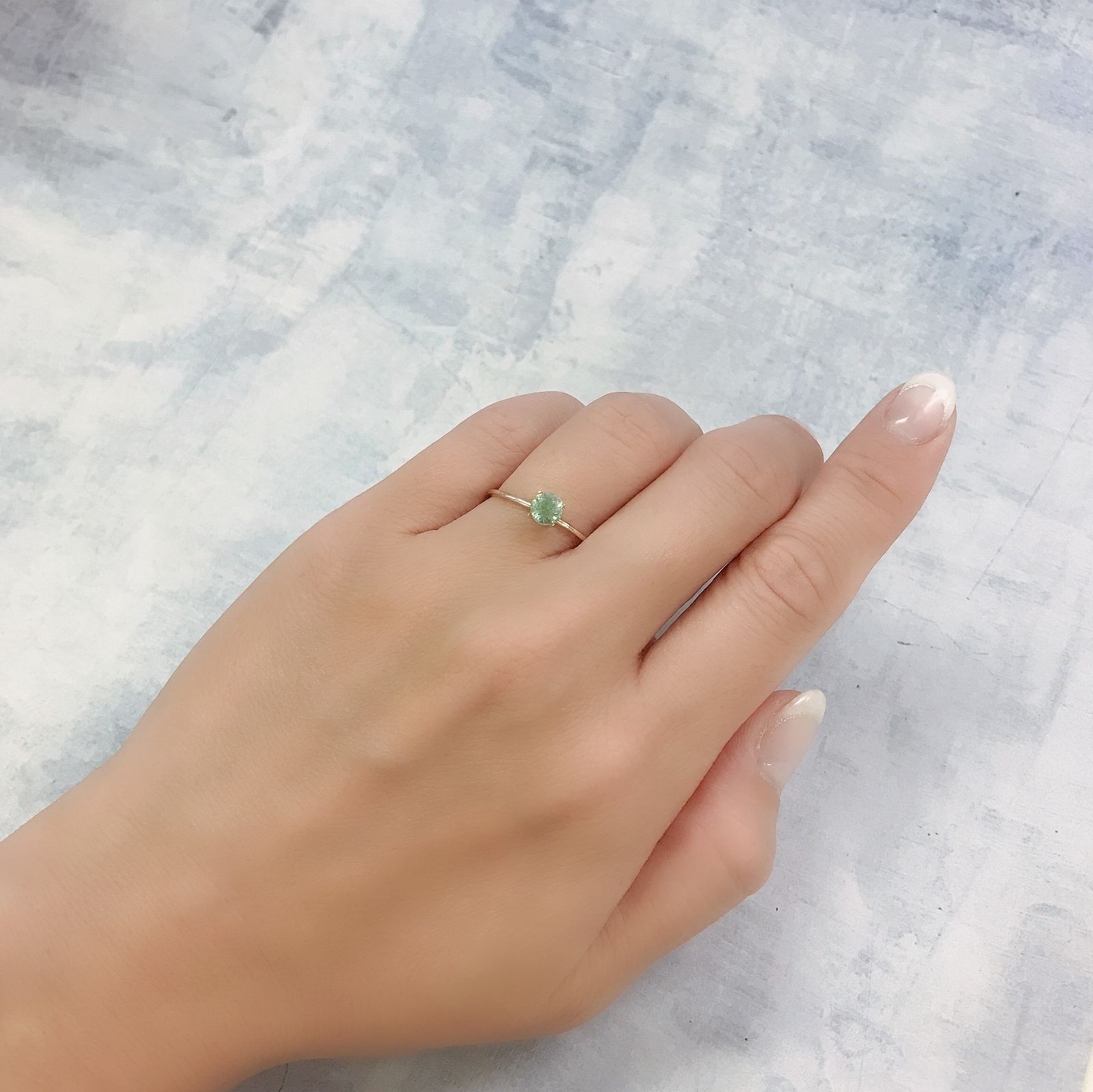 バナジウムコーネルピン(宝石名コーネルピン)タンザニア・タンガ州産 0.58ct 識別済[220716905]4.8x4.7mm前後