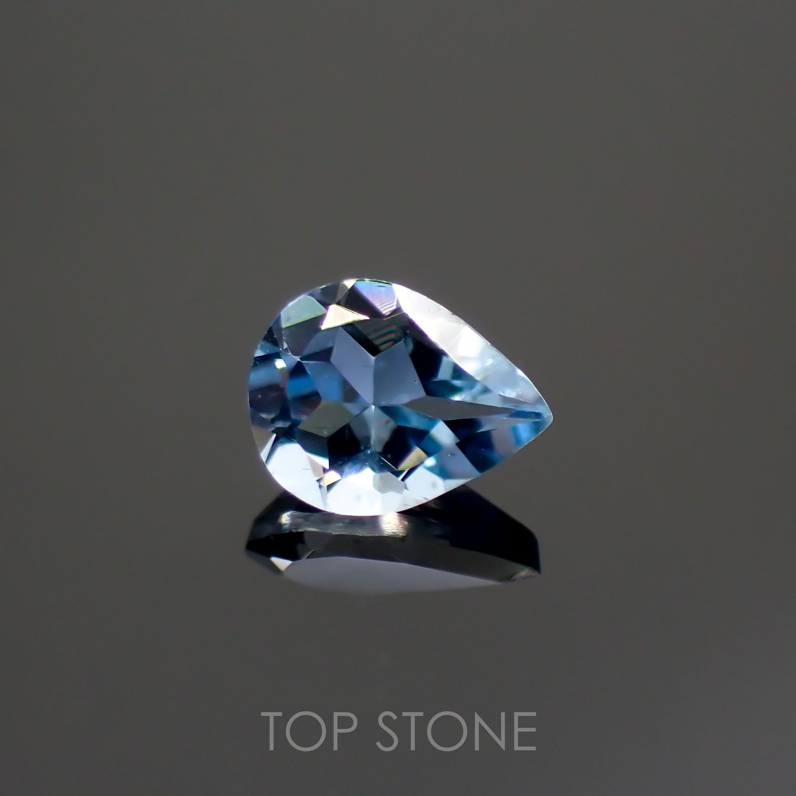 サンタマリアアクアマリン ブラジル産 0.26ct[220114047]4.9x3.8mm前後
