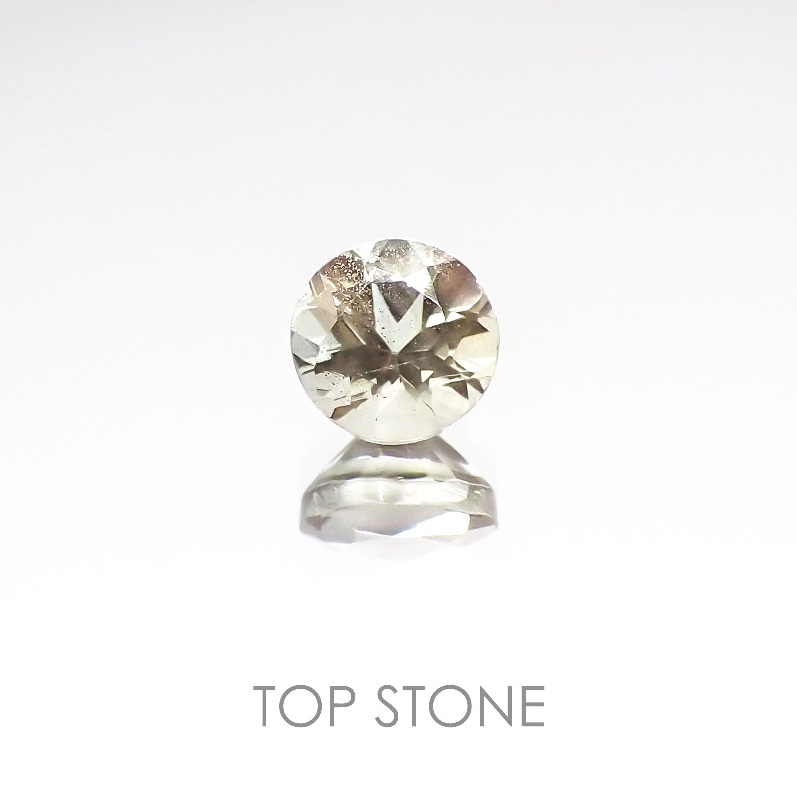 バイカラーオレゴンサンストーン アメリカ産 ルース 0.52ct[20107100]5×5mm前後