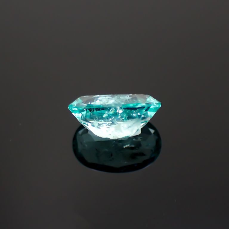 パライバトルマリン ブラジル産 0.50ct[221018787]6.3x4.1mm前後