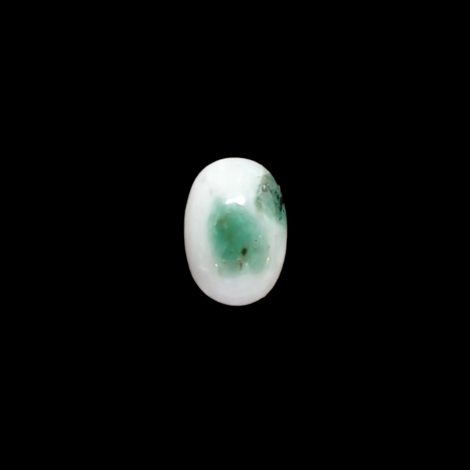 マトリックスエメラルド(エメラルドインクォーツ/フェルドスパー) ブラジル産 4.10ct[210812262]12.8×8.9mm前後