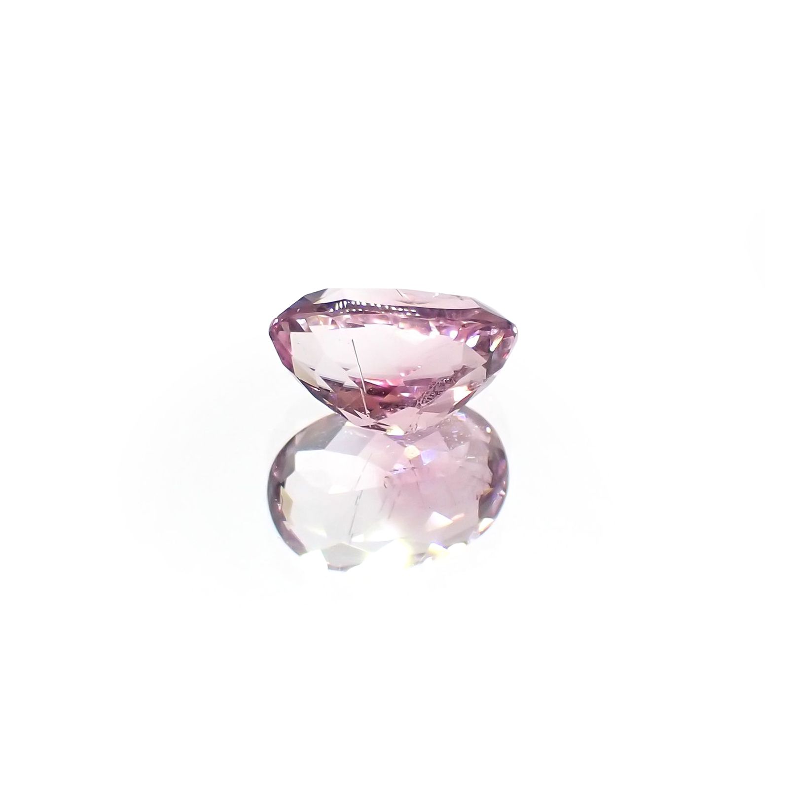 ピンクポードレッタイト (宝石名ピンク・ポードレッタイト )ビルマ産 ソ付(彩珠) 0.574ct / 6.4x4.5mm前後 [231023923]