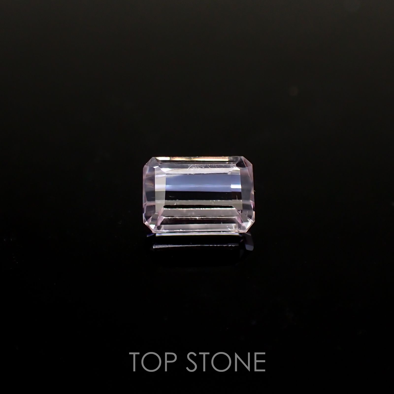 クンツァイト アフガニスタン産 2.20ct[220616343]8.4x6.1mm前後