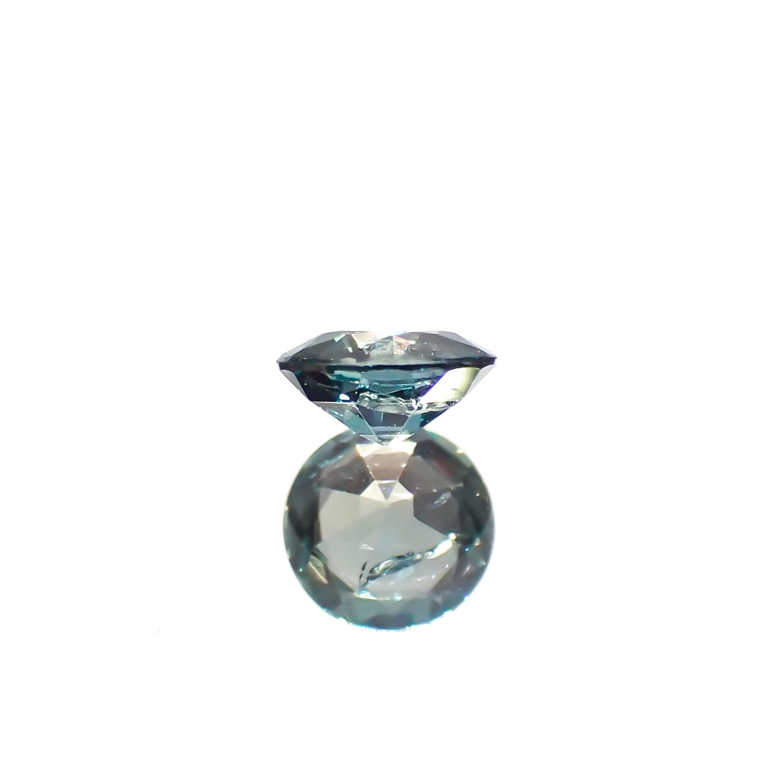 アレキサンドライト(宝石名アレキサンドライト)ブラジル産 0.18ct 識別済[230823177]3.6x3.6mm前後