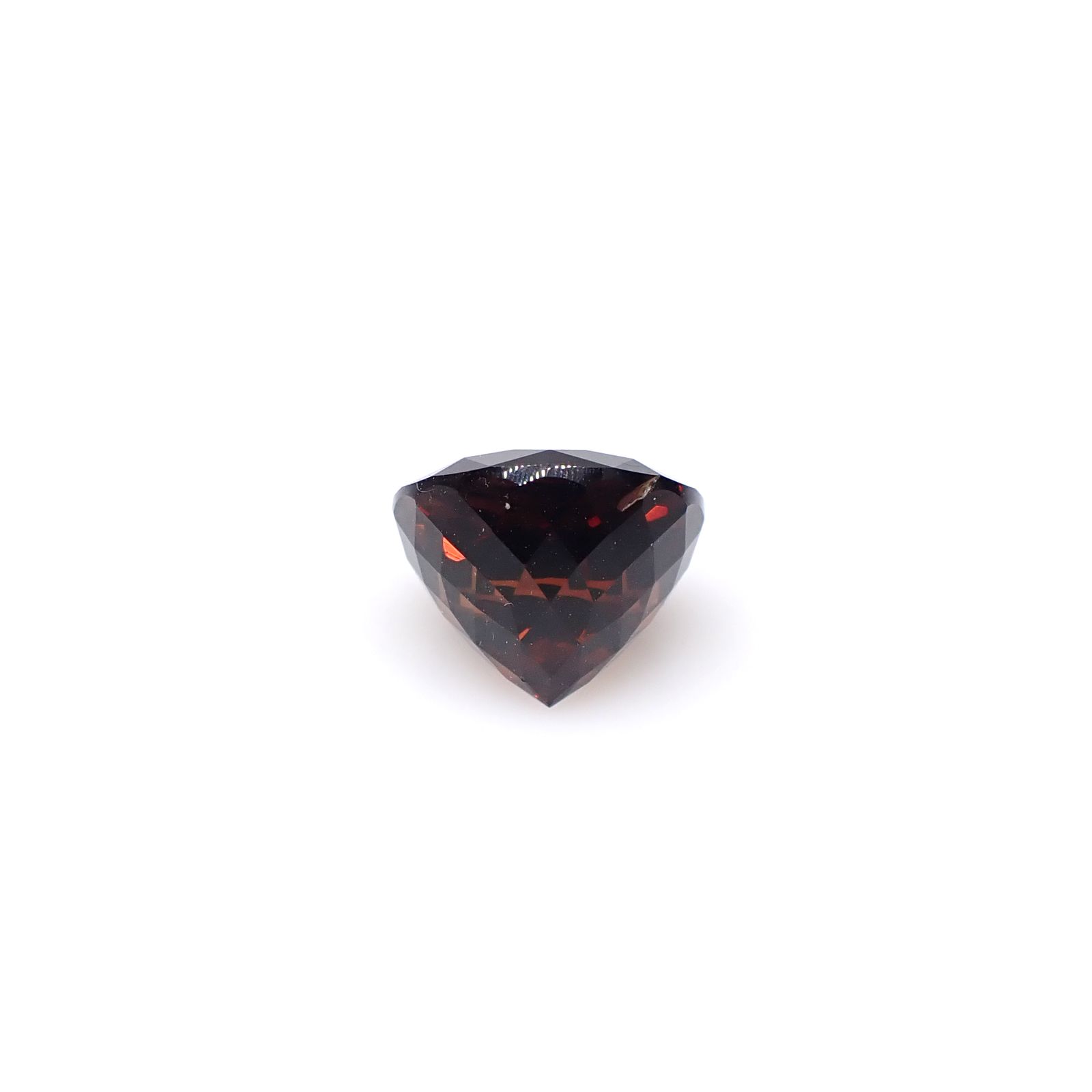 カラーシフト アキシナイト(宝石名ブラウン・アキシナイト(フェロ・アキシナイト))パキスタン産 9.587ct ソ付(彩珠)[240929130]12.3x12.3mm前後