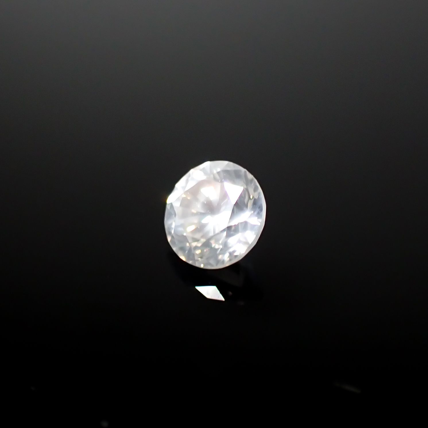 シルキーダイヤモンド 0.24ct[240326632]3.7x3.7mm前後