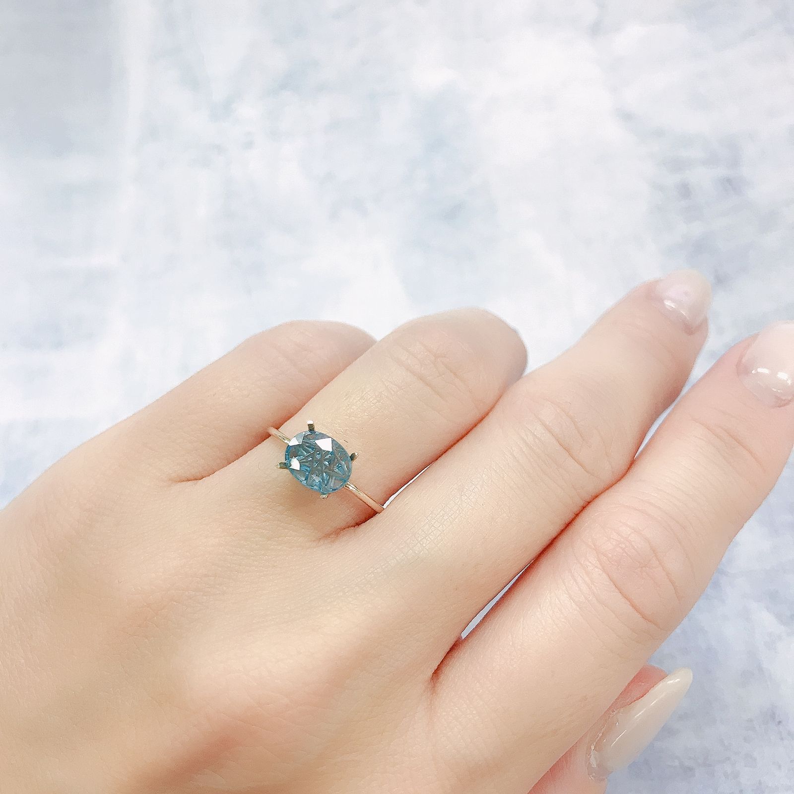 ◇甲州貴石切子Plus Three◇ブルージルコン カード付き(宝石名ジルコン)カンボジア産 1.55ct 識別済[220114610]7.9x6mm前後