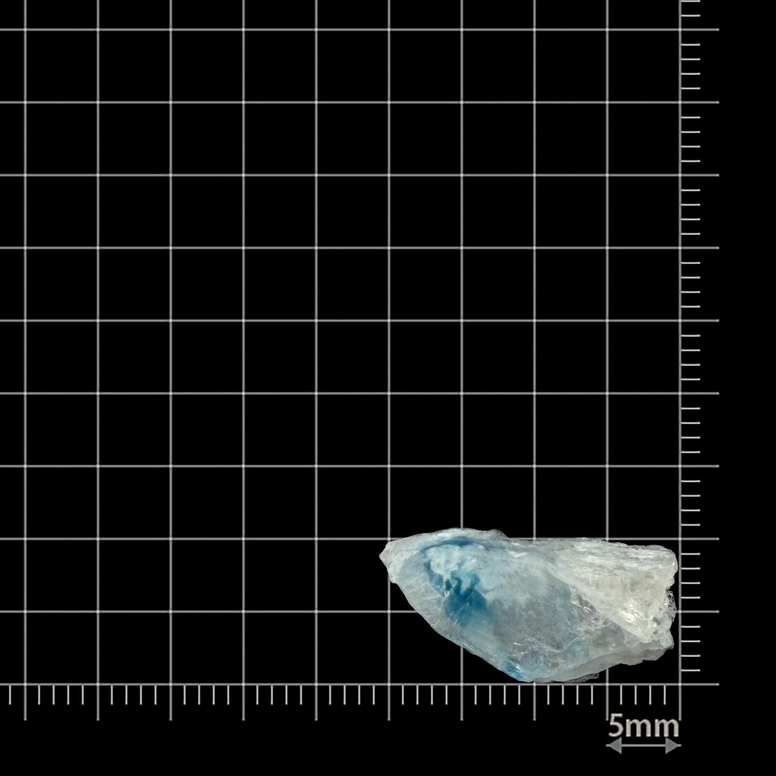 ユークレース 原石 ブラジル産 15.68ct / 23.1x10.4mm前後 [260231723]